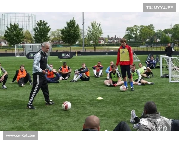 青训路径改革：教育者与教练角色分离提案