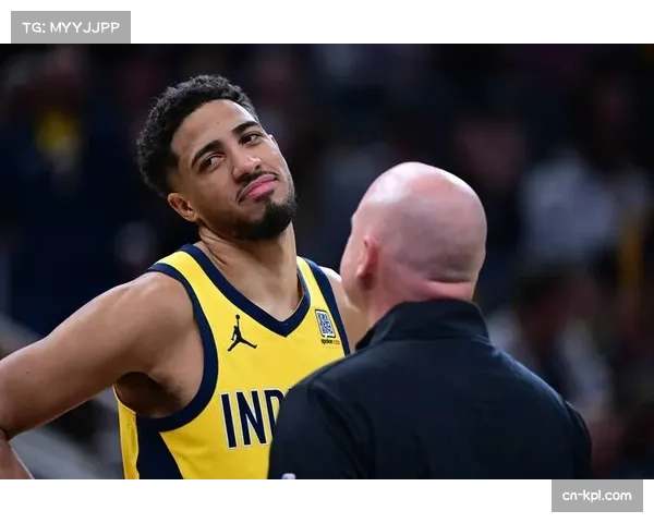 新生代指挥官：哈利伯顿的传球视野与步行者快打旋风的形成